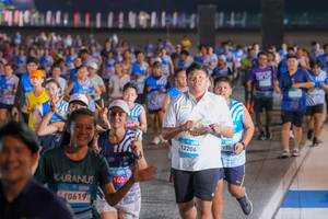 BIB: 1401, 10619, 12206, 935
                            <button type="button" onclick="openModal(23094469)" class="btn btn-primary btn-sm float-right btn-popup" data-toggle="modal" data-target=".modal-high-quality">
                        <i class="fas fa-shopping-cart"></i> Add to Cart
                    </button>
                                            <button type="button" onclick="isThisMe(23094469, true)" class="btn btn-success btn-sm float-right btn-popup btn-isme hidden" data-toggle="tooltip" data-placement="bottom" title="นี่คือรูปของคุณใช่ไหม คลิกที่นี่เพื่อเอาเข้าอัลบั้ม">
                        <i class="fas fa-plus"></i> Add to album
                    </button>
                    <button type="button" onclick="isThisMe(23094469, false)" class="btn btn-warning btn-sm float-right btn-popup btn-isnotme hidden">
                        <i class="fas fa-ban"></i> Remove from album
                    </button>